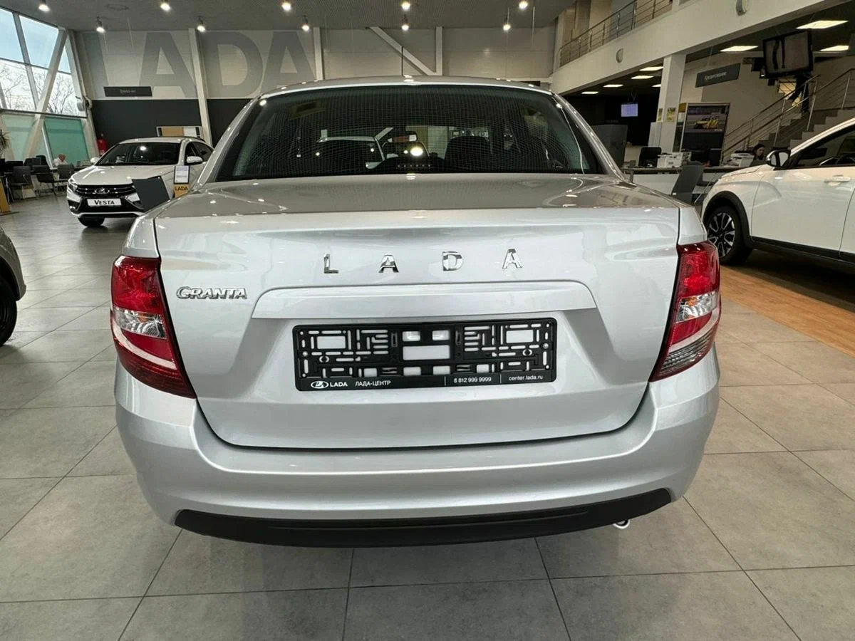 Lada Granta Седан в Екатеринбурге - еще фото