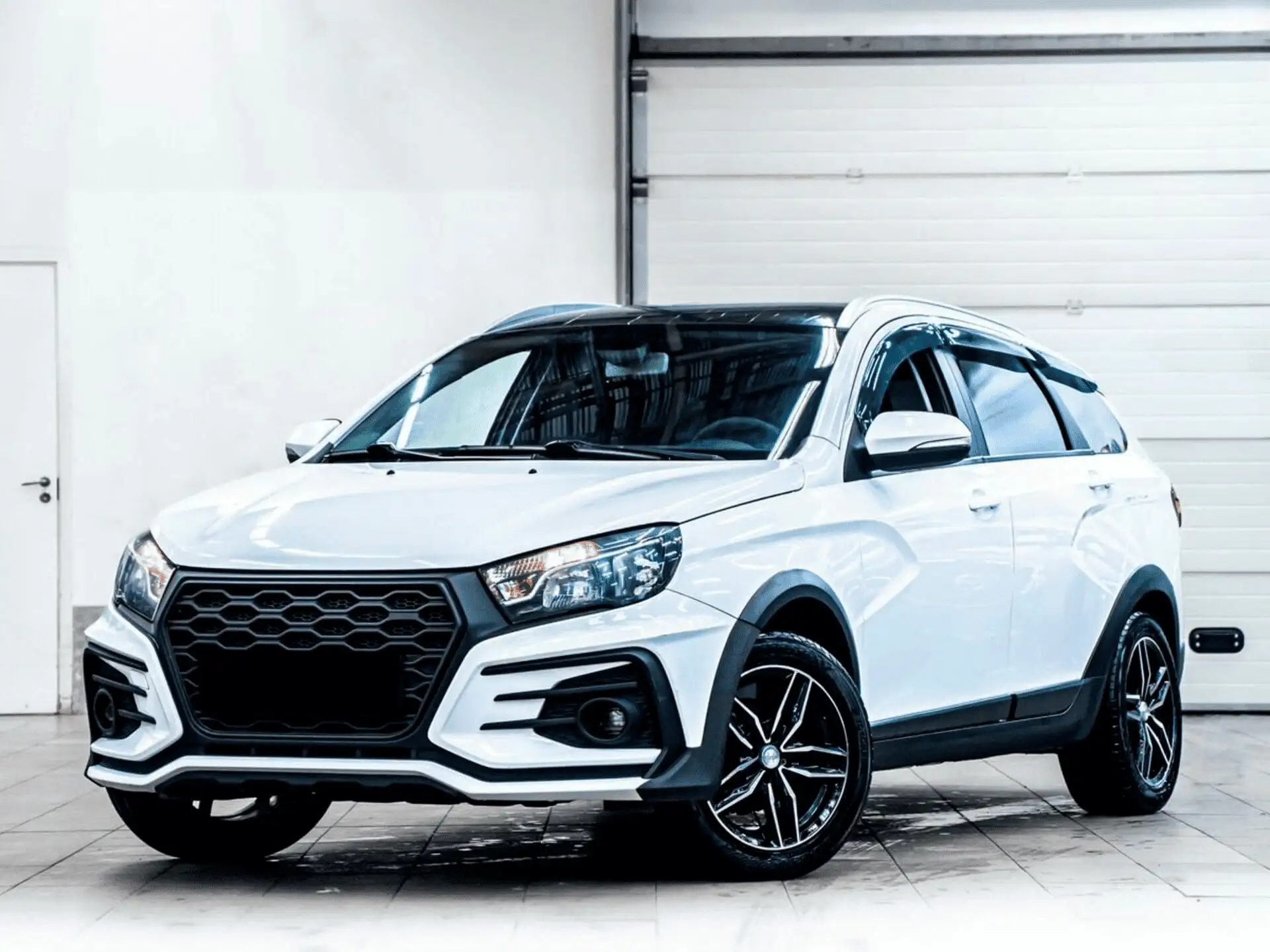 Lada Vesta SW Cross в Екатеринбурге - фото №1