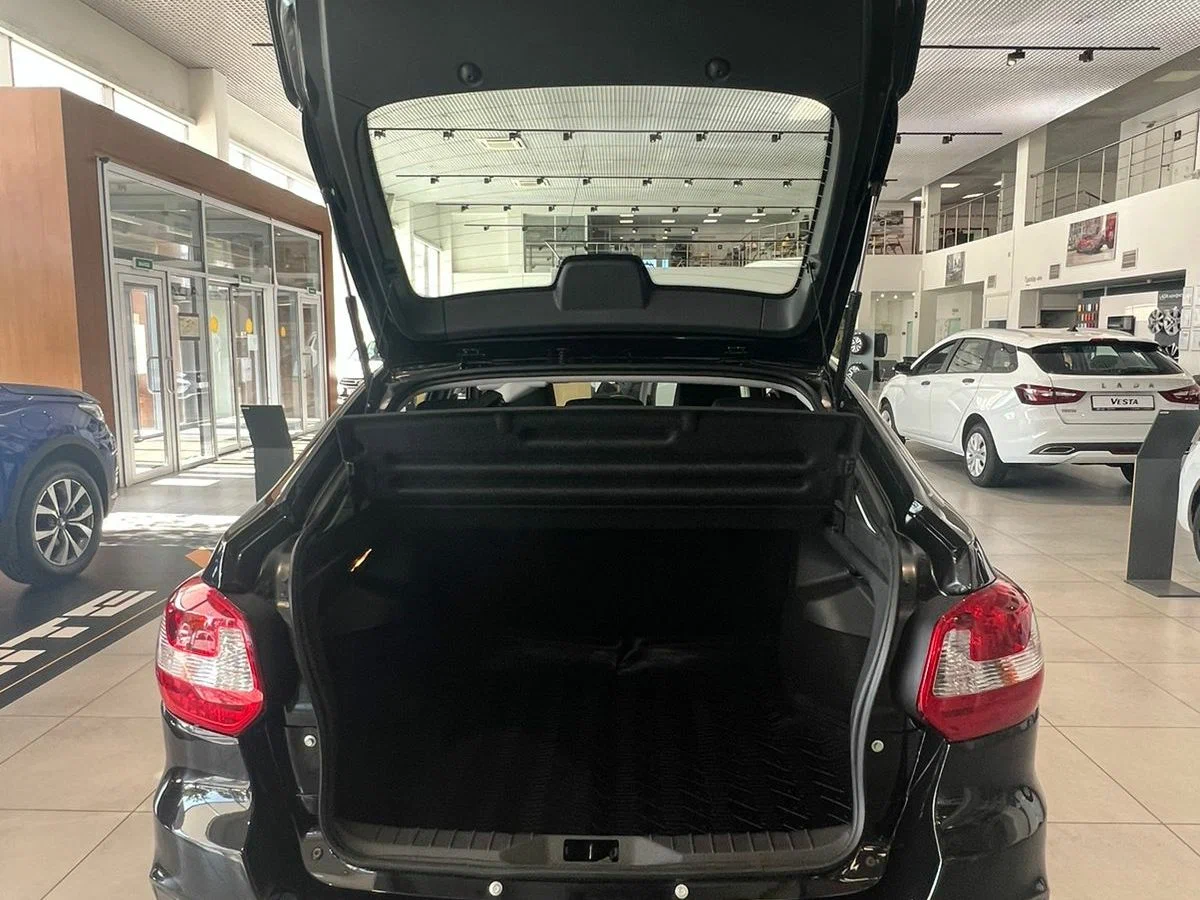 Lada Granta Sportline Лифтбек в Екатеринбурге - фото №4