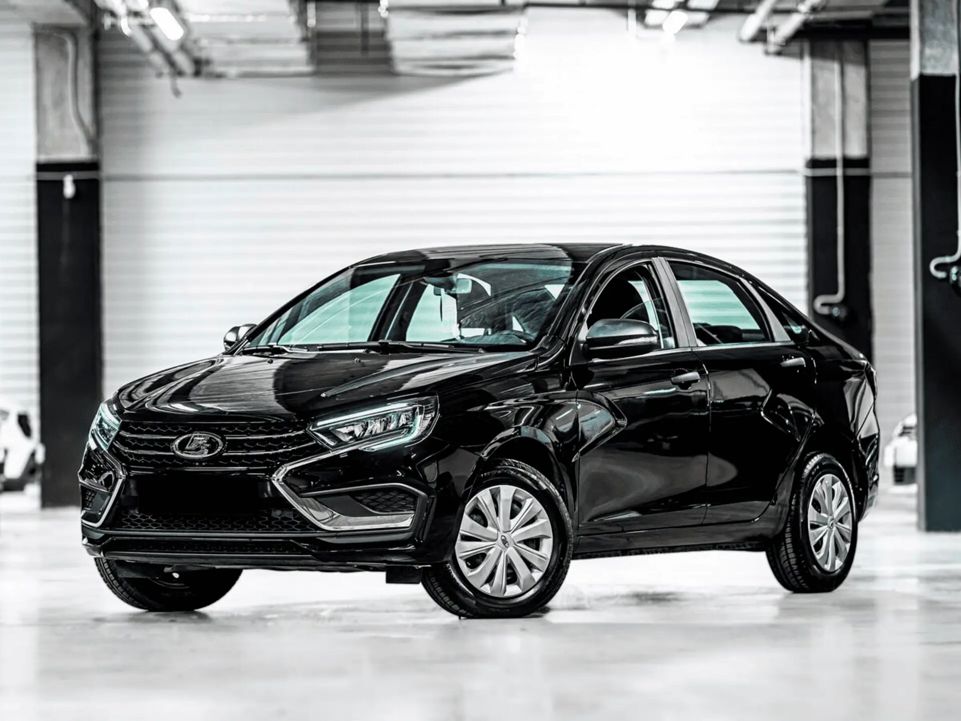 Lada Vesta Седан в Екатеринбурге - фото №1