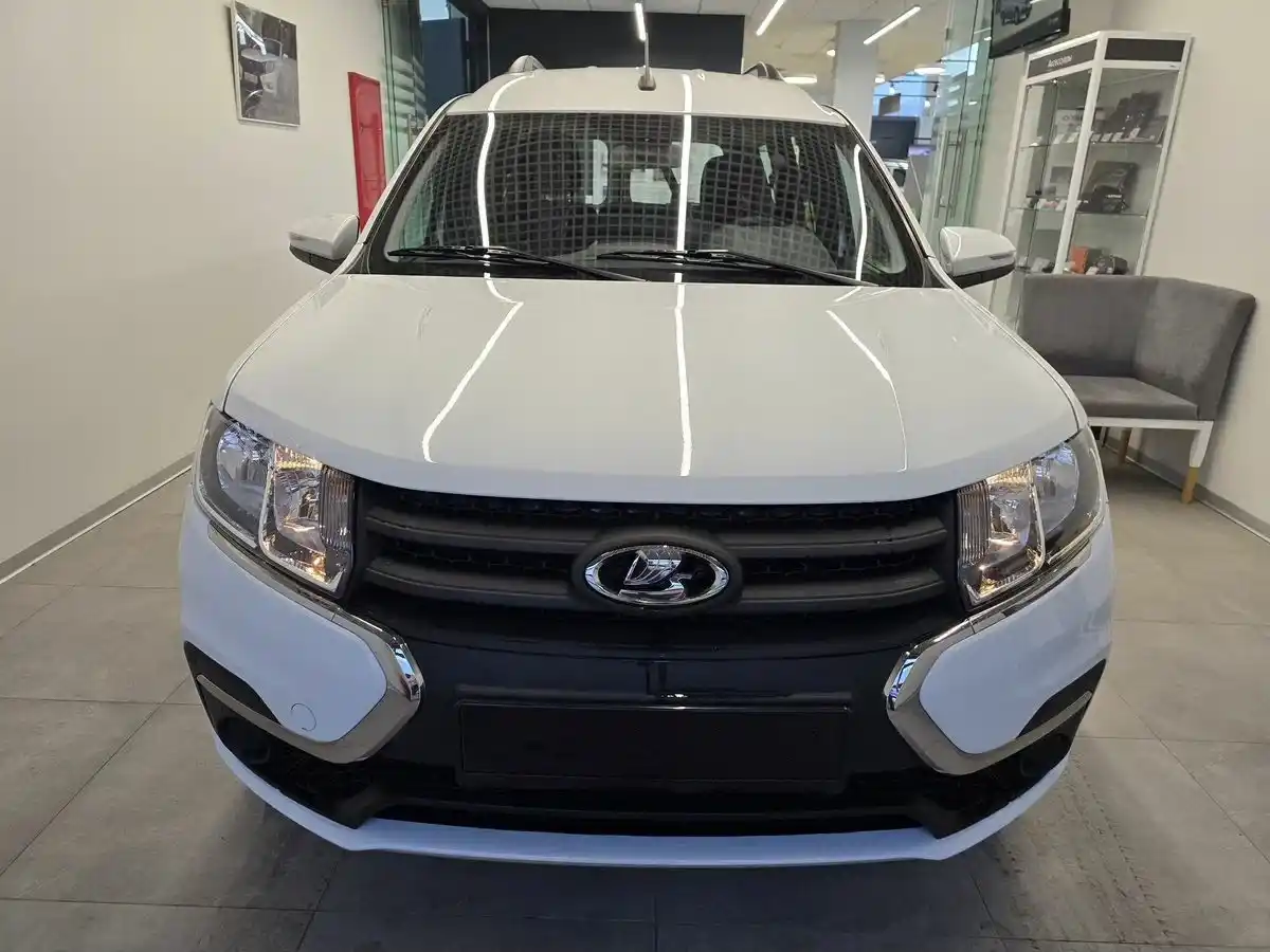 Lada Largus CNG в Екатеринбурге - еще фото